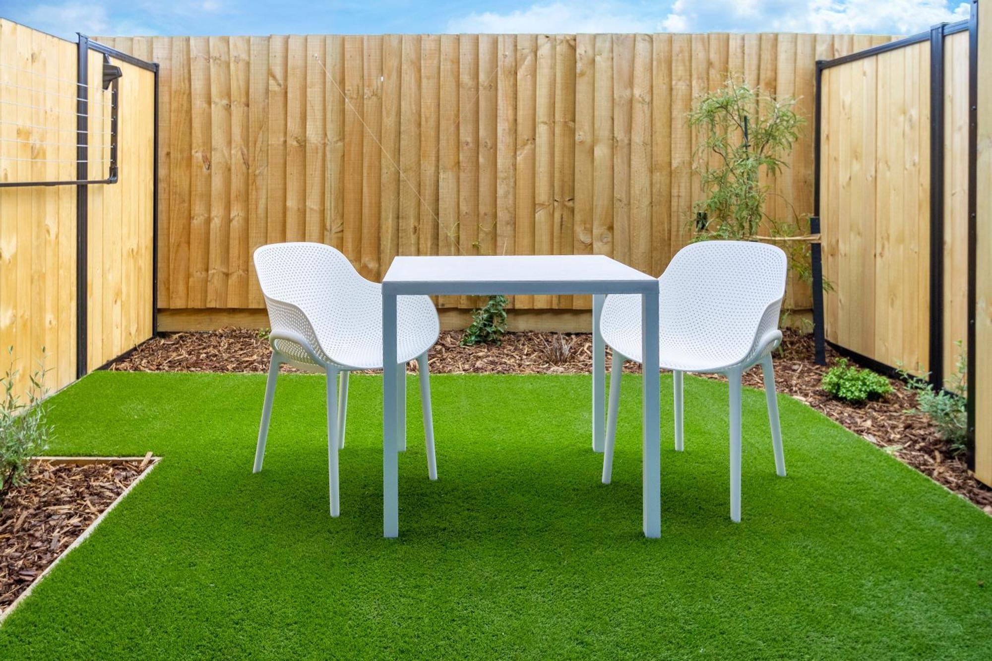 Downtown Comfort: Modern Studio With Backyard Christchurch Dış mekan fotoğraf